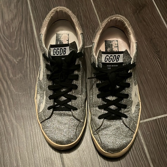Shoes - Golden Goose